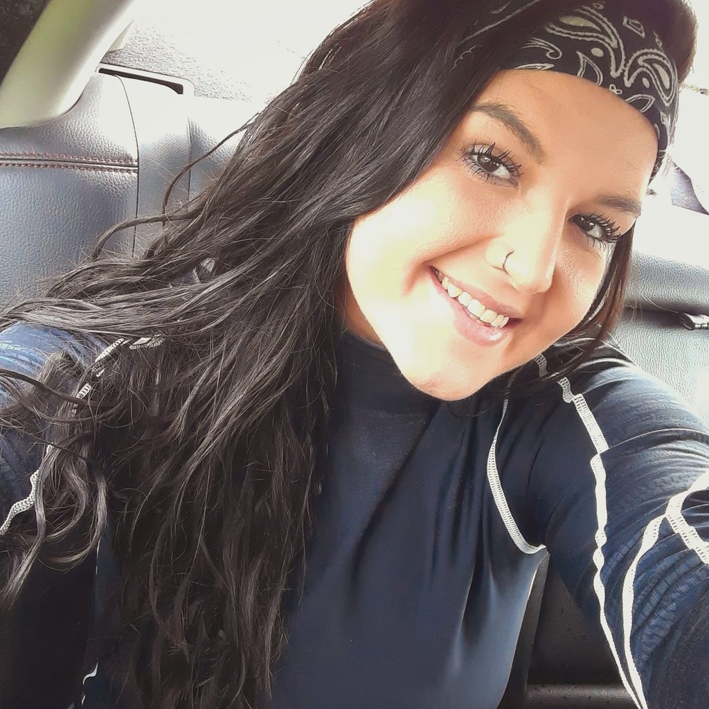 hallietayy's tweet photo. #NewProfilePic https://t.co/lw05dIxPbw