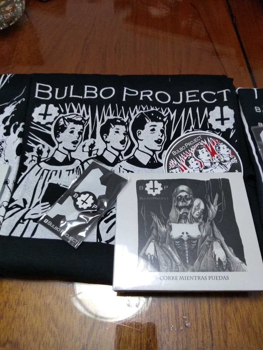 BULBOPROJECTOF1's tweet photo. Los Bulbokits para el encierro !
Disco, playera, botón metálico, parche y calcomanías 🤘😎 quien dice yo diablill@s ??
#oficialmerch #bulboproject @pollorockmusica @RDTVF @LunaOlivia @LunaticosDRuido @RUTHMILCA @Detrasdelrockmx @ivannieblas @MusicosCDMX https://t.co/MI1aKGCifh