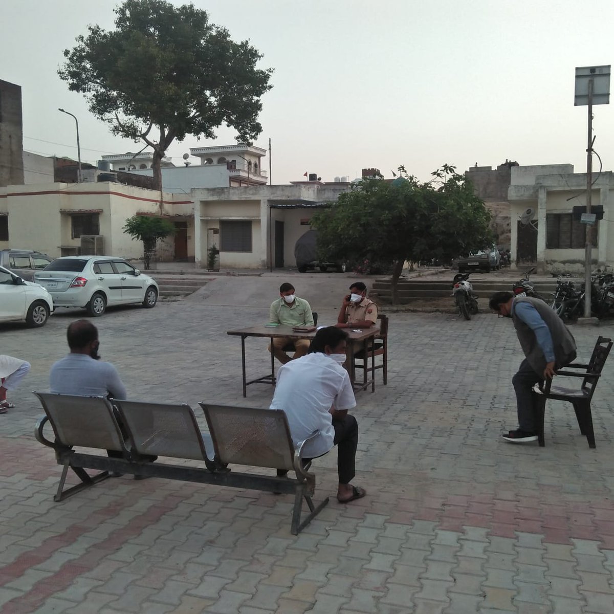 mpimoicghiror's tweet photo. work is worship .jay hind... https://t.co/YovHalZDjY
