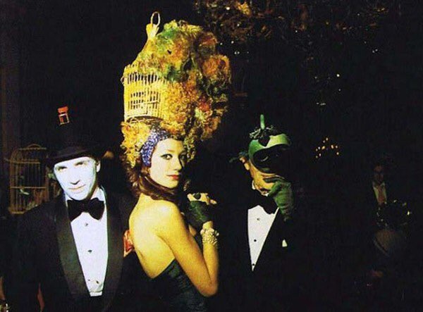 more pics from the 72 Rothschild Surrealist Ball What could this all mean?  #SaturnDeathCults  #truth  #Illuminati  #awake  #NWO  #hiddenhand