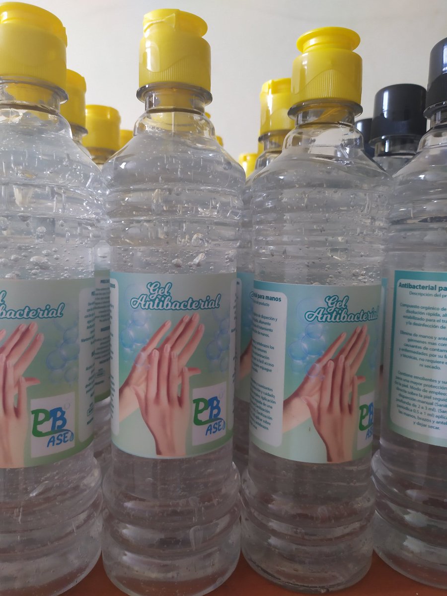 genepola's tweet photo. @buendia_macond @pediatraencasa hola yo estoy en Bogotá y estoy llevando a domicilio gel antibacterial, si no están interesados les agradecería mucho en RT https://t.co/AIUaSLSXxU
