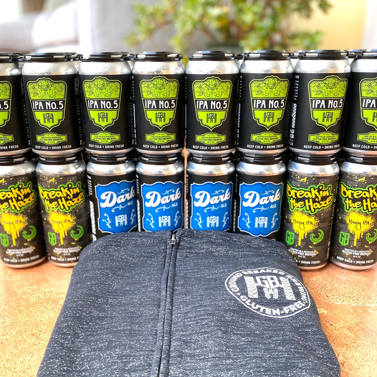 cbdbnb's tweet photo. Thank you @GroundBrkrBrew for the delivery!! #glutenfree #beer #pdx https://t.co/wJzbvFUvCQ https://t.co/rcbYsWngqz