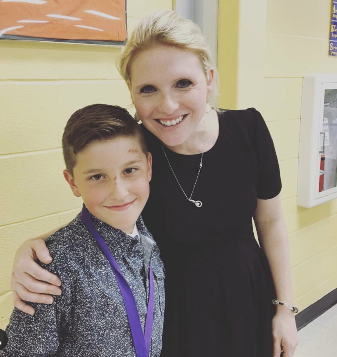 _offill's tweet photo. Mrs. Kuhn sensed my daughter was struggling w/NTI. She reached out &amp; asked if she could FaceTime 1:1, just to chat. No school talk. Just happy banter. Forever grateful that both my kids have had her. @NPES_Panthers @Boone_County https://t.co/f8mTU2lHRE