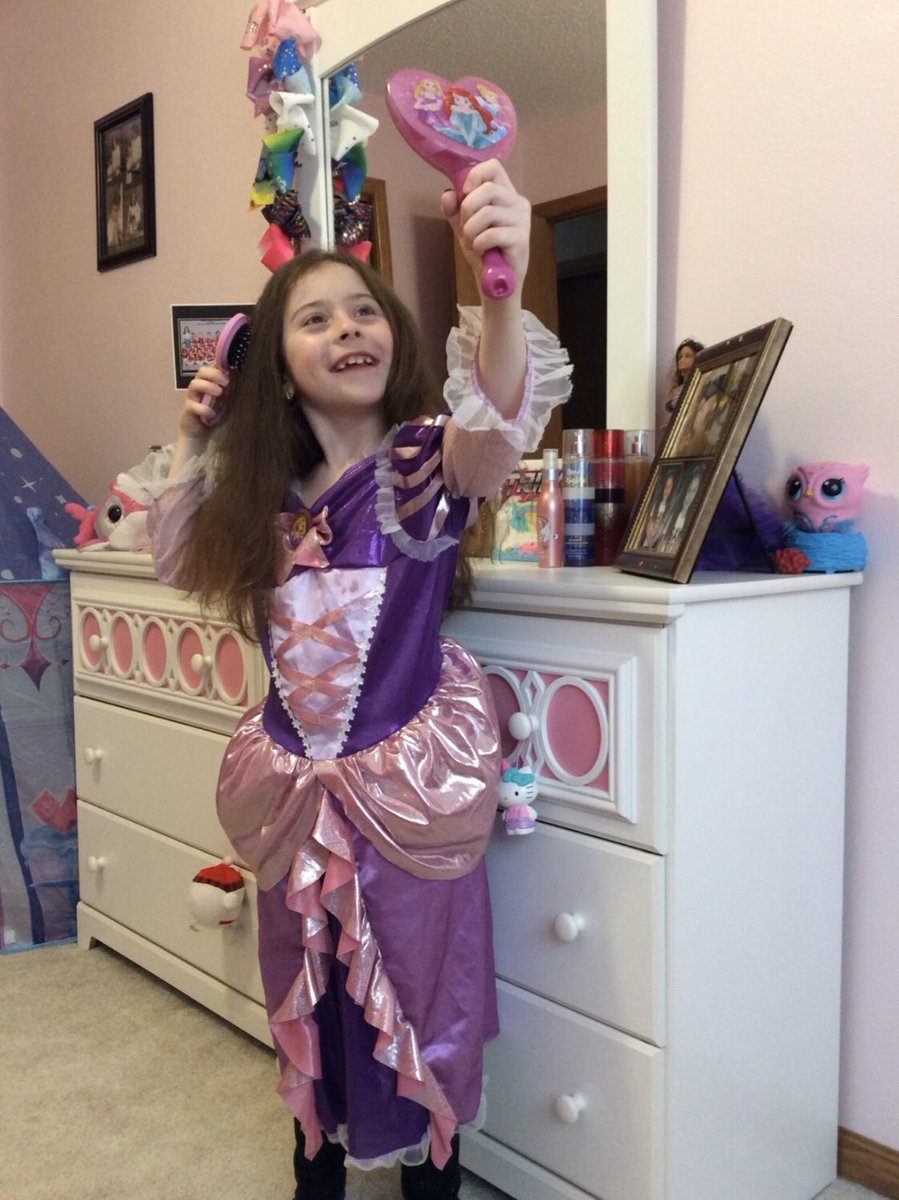 Miss Ramlo tweet media