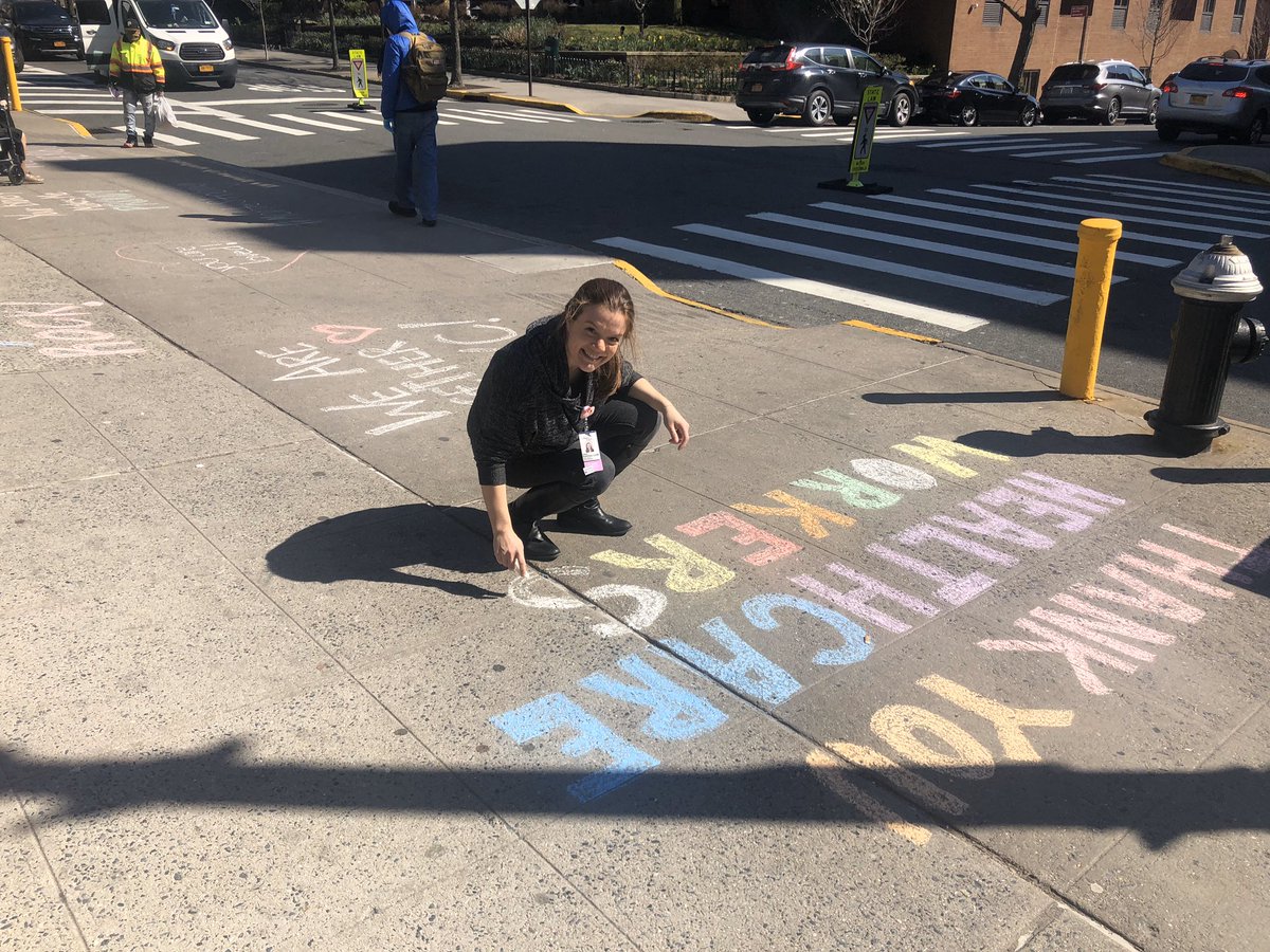 Dr_NOvchinsky's tweet photo. These warm my heart!
Thanks Lisa Hamilton - our awesome #liver social worker for contributing to this beautiful work!
#CHAMStrong @MontefiorePeds @MontefioreNYC https://t.co/X0dqYk4LXO