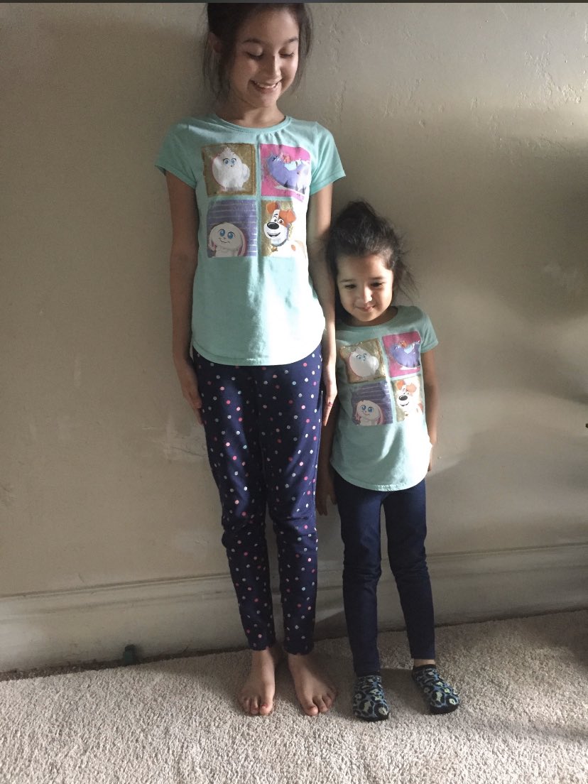 Clearview_ELL's tweet photo. Twin Day 👯‍♀️ yesterday @Clearview_ELL @hpsdawesome #remotespiritday @mrs_c_sc https://t.co/NvCRmjGV8G