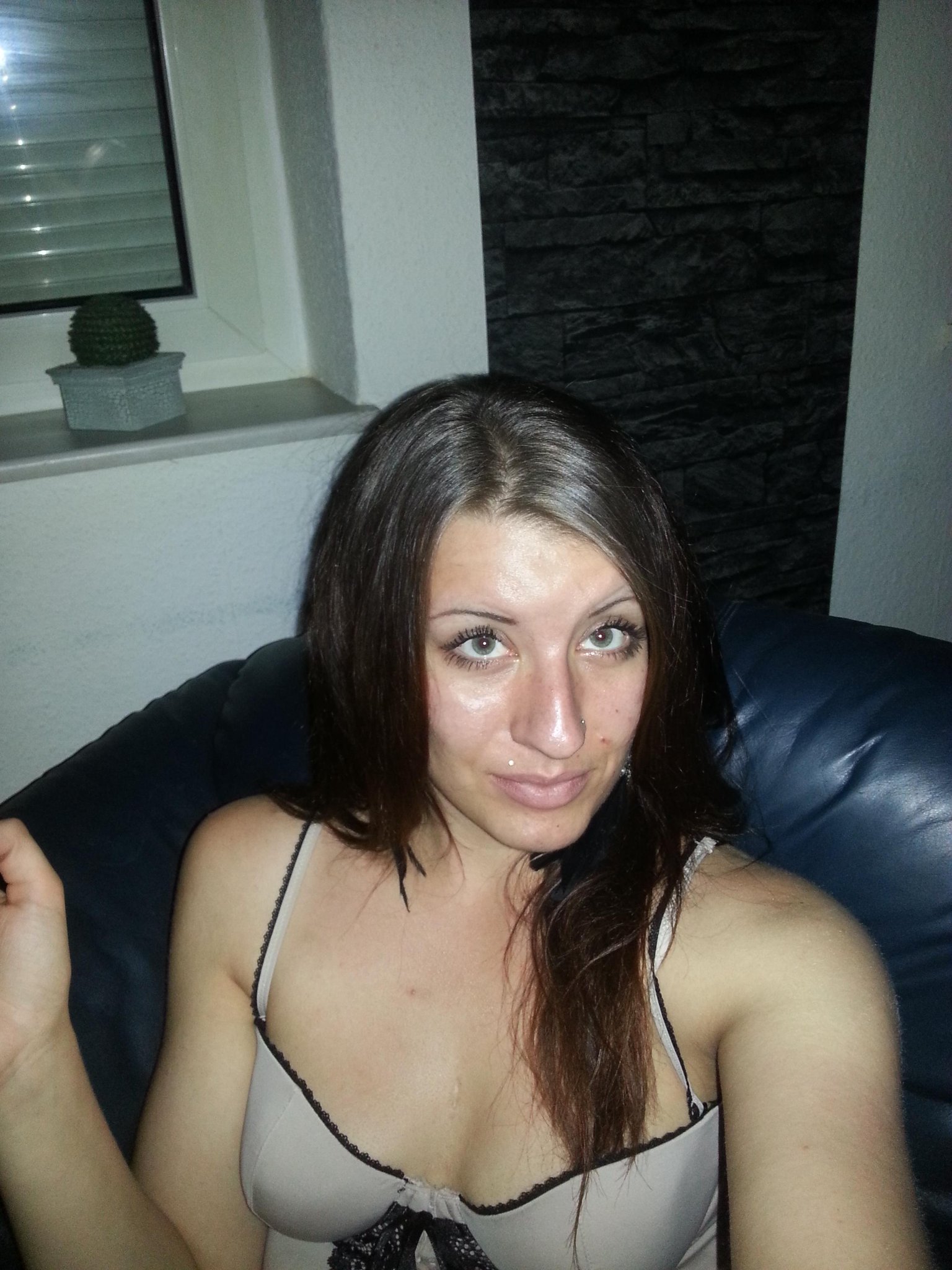 Na was meinst du, helle oder dunkle Haare ? 😋 ... https://t.co/xP1C0n8n1t