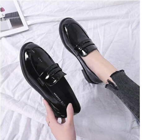 ootd_ideas's tweet photo. Sepatu docmart kulit sintetis -> 85.000 diskon jadi 59.900

https://t.co/6ukfJ37pev https://t.co/jm4wIgbnrI