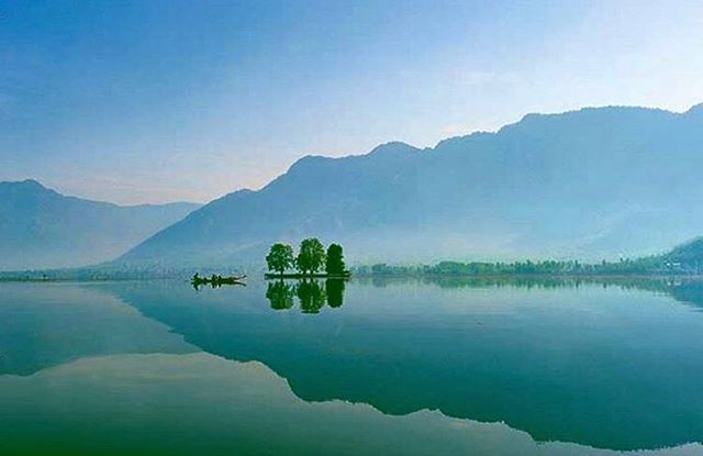 YourDSLR's tweet photo. Post of the Day : https://t.co/nlLNbsLUz3 https://t.co/lEmUX9Nczd
