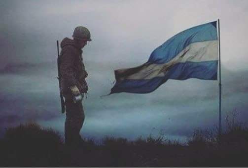 santiespinosa8's tweet photo. "El soldado no muere en el frente de batalla,muere cuando su patria lo olvida"
1982 Malvinas Argentinas
PROHIBIDO OLVIDAR https://t.co/cEB8nhiW4z