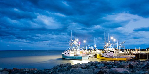 SeafoodSource's tweet photo. Canada shoring up fisheries, aquaculture sectors with aid package, essential industry declaration >> https://t.co/BniDf1jzyd  | #seafood #Canada https://t.co/Yi9uc14j12