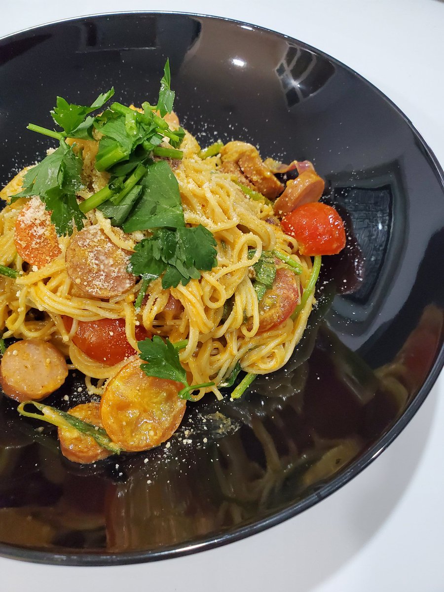 zaher388's tweet photo. Tomyam anglehair spaghetti for lunch
#simpledelicious 
#MCO https://t.co/N3CfZNK4NB