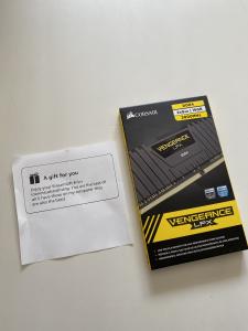 What a legend! 😍 Been rocking four sticks of RAM, each with a speed of 2133Mhz and quite old. This sexy man <a href="/Olivier46646284/">Olivier Roy</a> hooked me up with brand new sticks with speeds of 3000Mhz via <a href="/TeamStreamGifts/">StreamGifts</a> 🥳 LETS GOOO!!!! 🙌