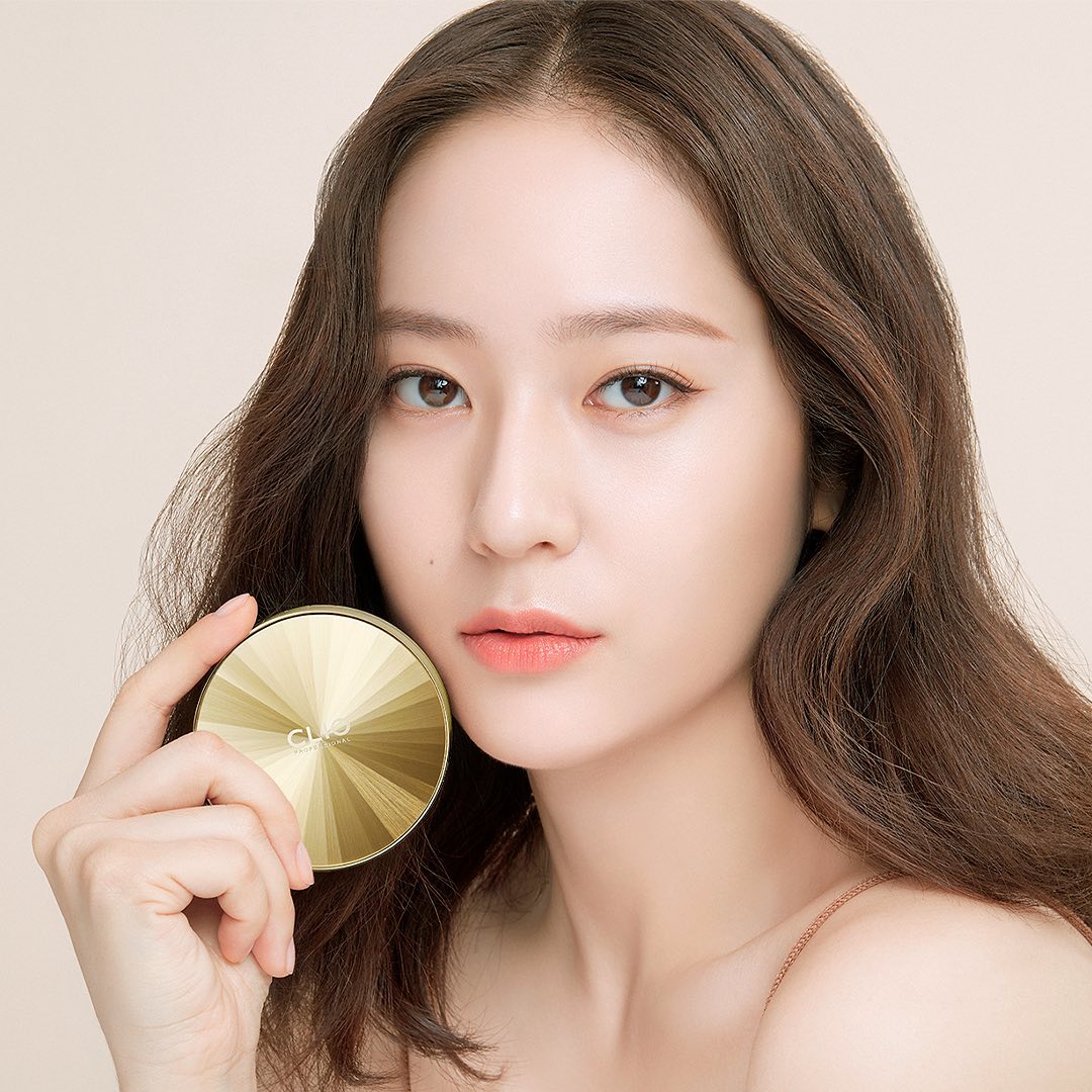 krystclass's tweet photo. Krystal x Clio 💖
(unseen 2019 pic) https://t.co/8uQEXpxHW6