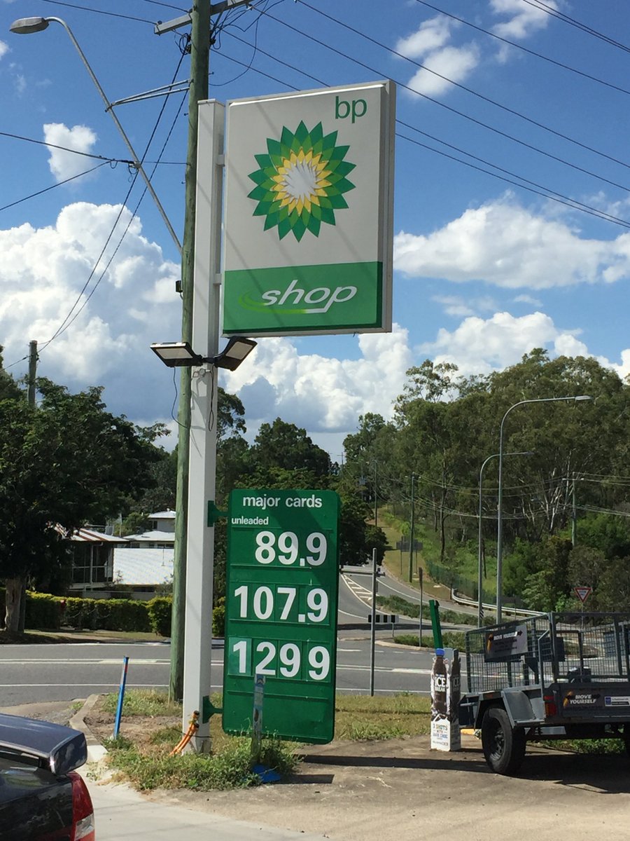 RACQOfficial's tweet photo. No you're not imagining it - ULP is selling for 89.9cpl at BP Foodworks Tivoli in Ipswich! If you're in the area, take advantage of this cheap price. #RACQFuelAdvice https://t.co/DuTYf2aOCj