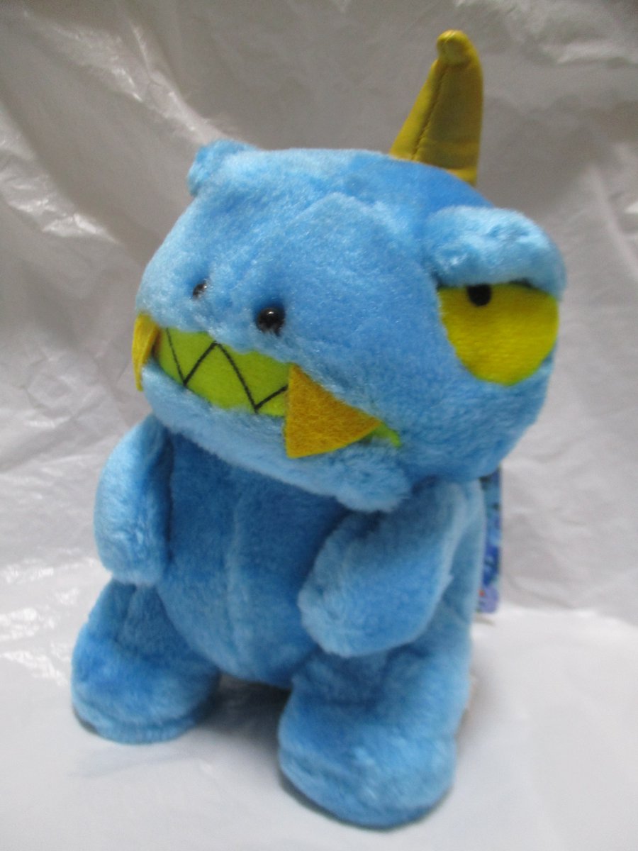 のうみそ 今日は 帰ってきたウルトラマン 第1話 怪獣総進撃 の放送記念日なので ウルトラ怪獣 101シリーズ のアーストロンのぬいぐるみを載せておく