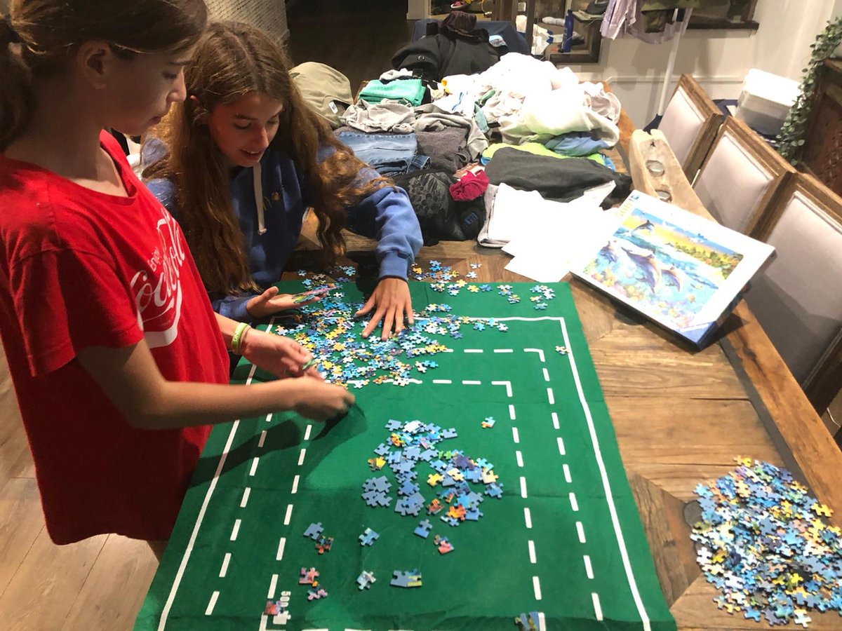 HobbycoSydney's tweet photo. Working on your #hobbiesathome ? Share with us your projects, whatever it may be, and maybe get it featured on our social media channels (don't forget to leave your social handle so we can give you a shout-out if we do) #Puzzle #Ravensburger https://t.co/ommsFbcKzb