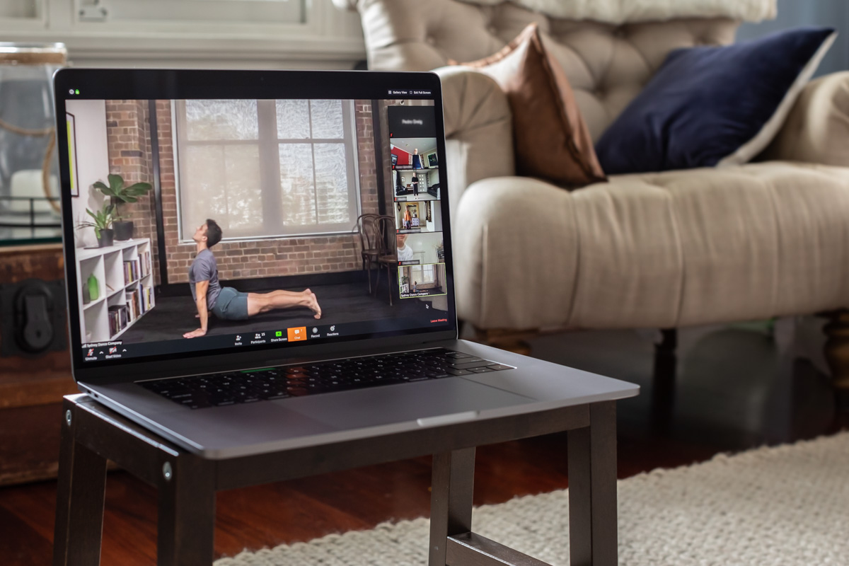 statelibrarynsw's tweet photo. It's important to exercise your mind and your body while you're at home! Our friends @sydneydanceco are offering online dance classes for beginners and experts. #SDCKeepDancing
Book now: https://t.co/aqw10s9oWG https://t.co/x0Z6XwT59N