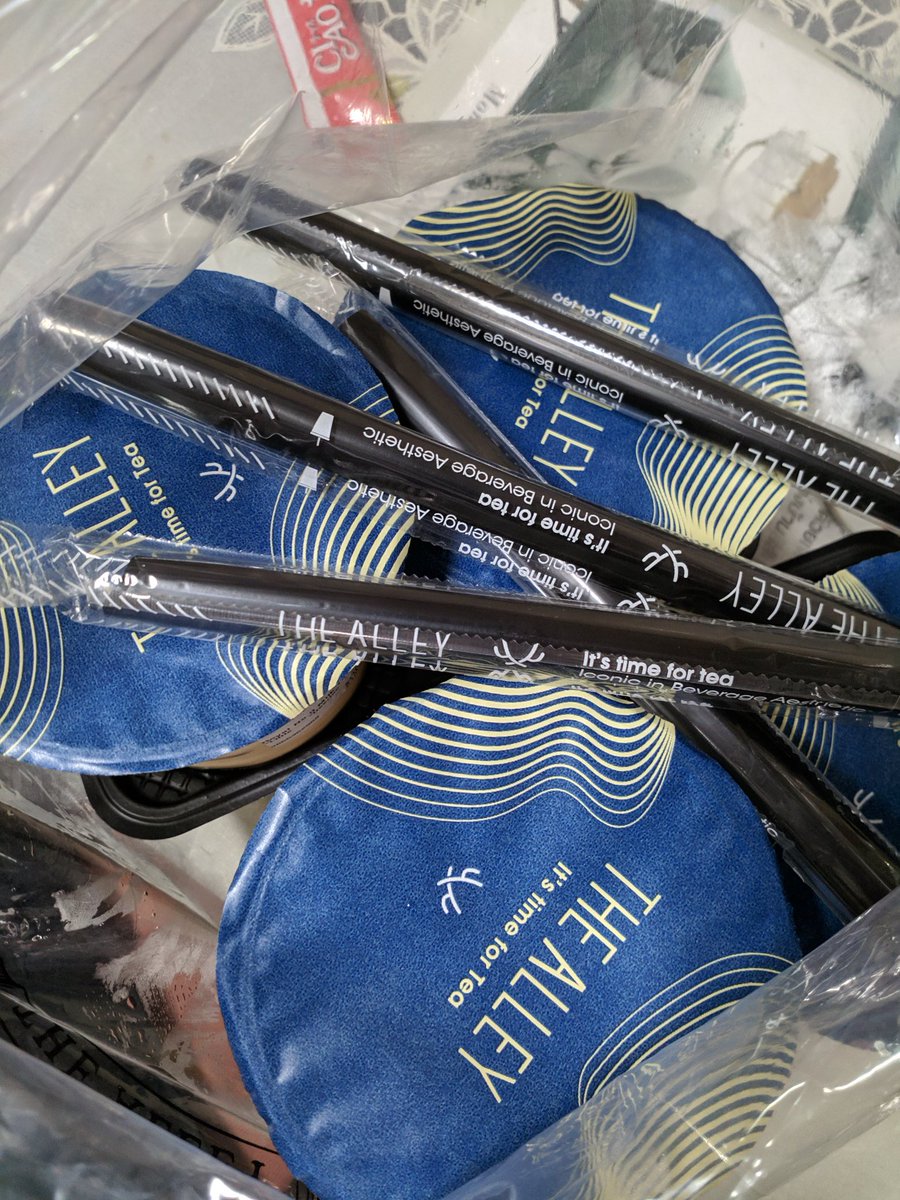 octopatr's tweet photo. ชากวาง 🥤🦌 4 แก้ว 100 เดียว ฮ่าๆ กดสูตรตามได้ที่
Foodpanda x AIS Privilege
https://t.co/4XBPjdTWDb
#AISserenade #AISprivilege #COVID19 #AISxfoodpanda #AISxLINEMAN https://t.co/x6YiXCQkdC