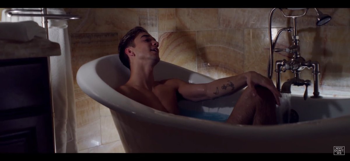 CorbynBessonNAS's tweet image. Happy birthday Daniel I love you so much and I hope you have the best day ever even if you can’t go out in these tough days and thank you for everything that you’ve done for me and the limelight’s you mean the world to us and I can’t wait to see what the world has in store