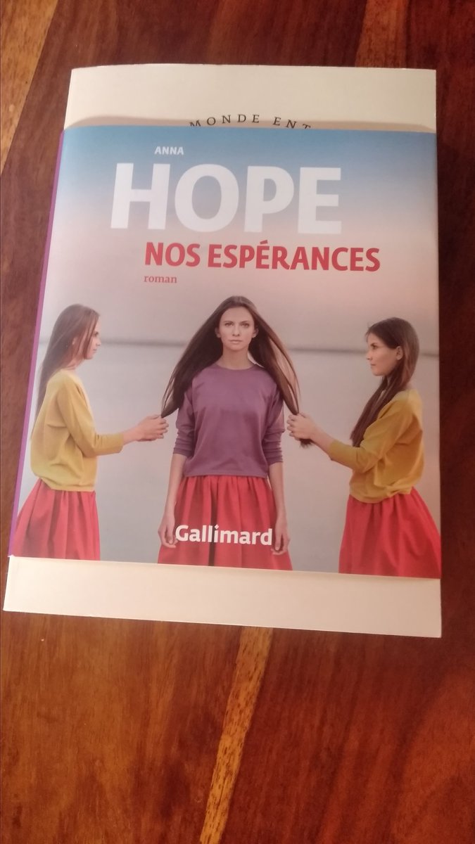 kanoubook's tweet photo. [CHRONIQUE] Que reste t-il de nos rêves d'hier? Nos espérances sont-elles réalisables ? #annahope s'est penché sur ces sujets et nous livre une réflexion très aboutie ⬇️
https://t.co/Ryy93s5MOi
@Gallimard 
#livres #esperances #couple #amitie #deceptions #reves #chronique #books https://t.co/a9tyk8bWNQ