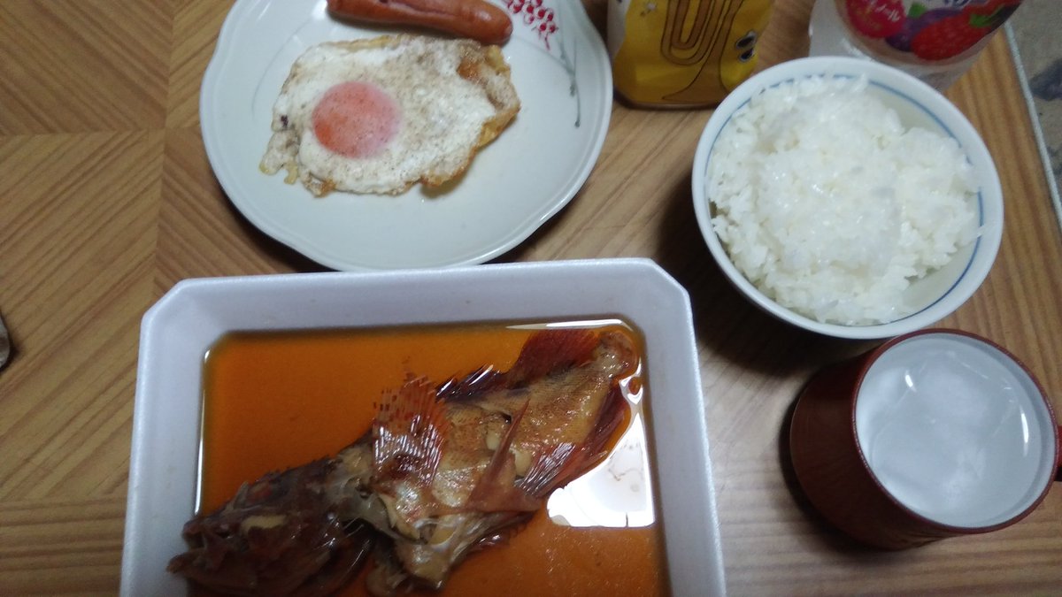 ニイ S I Auf Twitter 夕ご飯 アラカブの煮付け アラカブ 319円 145g 目玉焼き 19円 ウインナー 湧水 飲み水 ご飯 濃い口醤油 砂糖 日本酒 湧水 夕ご飯 アラカブの煮付け アラカブ カサゴ 瘡魚 笠子 目玉焼き ウインナー 湧水 Https T Co