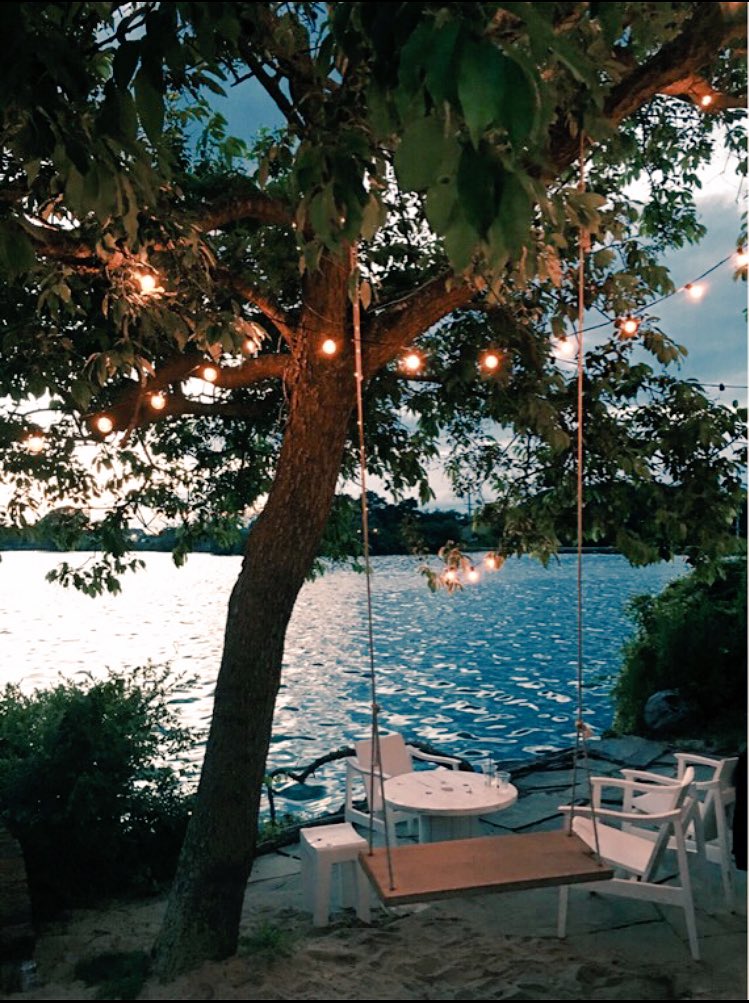 "يارب مُعجزة من عندك تُغير الأقدار و تُتحقق الأماني."