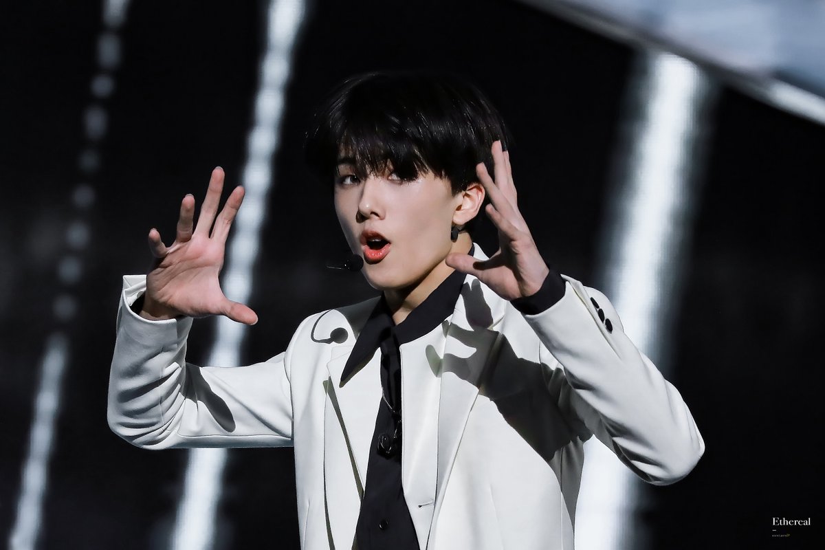 EtherealJs's tweet image. 乁(・⊝・乁)
#지성 #JISUNG #NCT #NCTDREAM