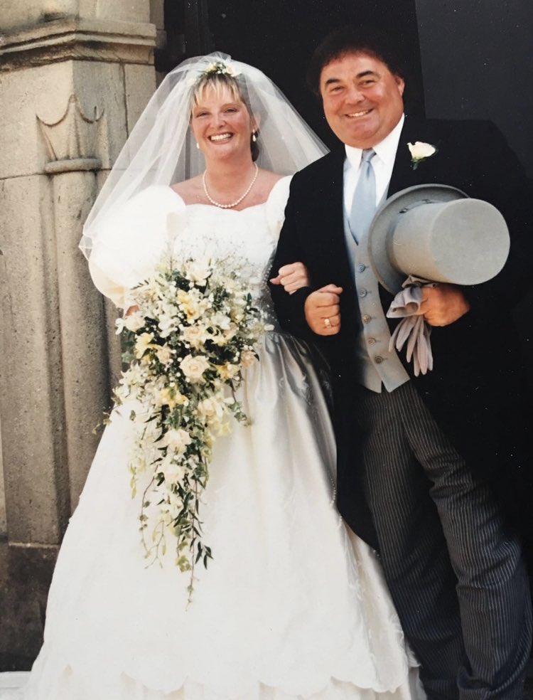 RIP to my wonderful dad who sadly died this morning . 💔 truly devastated.