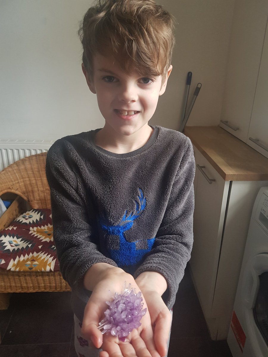 andy030206's tweet photo. Lewis crystal has grown and lewis thinks the crystal system is a HEXAGONAL shape.  @immanuelprimary https://t.co/KxtprOLpIe