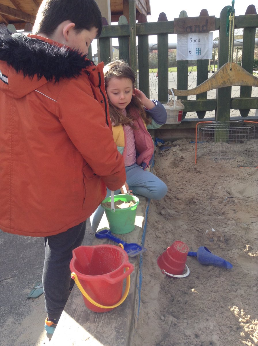 StapleHillPS's tweet photo. On the menu today for Hector, Evie & Zebedee #EasterEggHunt #OutdoorFun #BuildingSandCastles #DescribeABear Whatβs on the menu for you? https://t.co/mLg4xONMV3