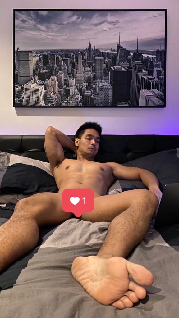 paolotamores's tweet photo. Naked all day long https://t.co/zkawTZZHqi https://t.co/jEjCqXZ2Rx