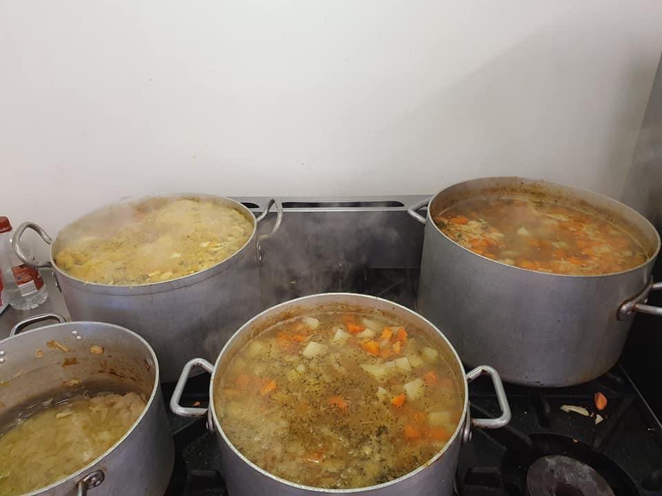 IoW_CRP's tweet photo. Day 2 of the #GaslightCafe producing meals for isolated vulnerable people in our community @AgeUKIW and day 2 for me writing bids for match funding to continue this vital help. @HIWCF @IslandLineUK @SW_Railway
@CommunityRail https://t.co/jPFJoPAF8b