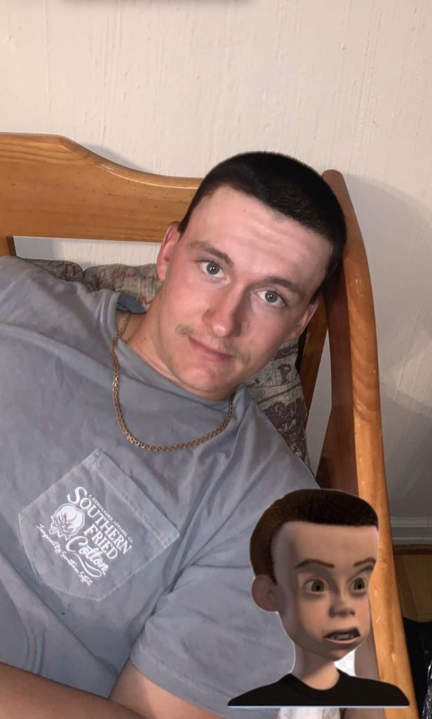 kadeadkins31's tweet photo. Open for a surprise https://t.co/WGJt69ORdg