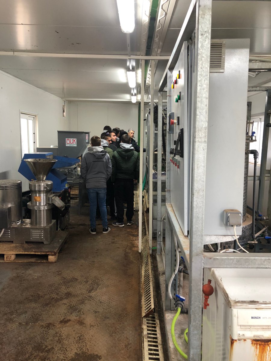 Last 21st of february a class of #Halandri high school students visited Halandri’s Municipal Gym, where the methodology developed in <a href="/waste4think/">Waste4Think</a> for #nappies #treatment was analyzed and the #pilot #plant operation was demonstrated #greentechnologies➡️bit.ly/3dGy9jo
