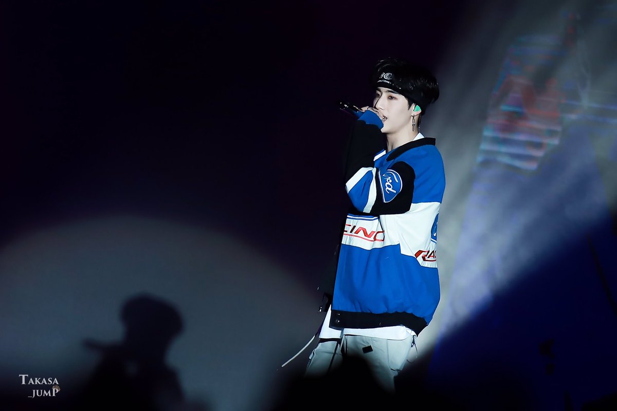 TakASa_JUMP's tweet photo. [200111] On Your MARK @ Shanghai

💋

#Mark3rdBeautifulNight #OnYourMARK #GOT7  #갓세븐   #MarkTuan #Mark #마크 #段宜恩 #マーク 
@mtuan93 https://t.co/zOfDxVIa27