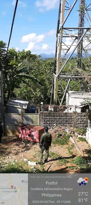 RECU_Cordillera's tweet photo. Smart and Globe Cell Site visitation at Pudtol, Apayao to ensure continuous communication services during ECQ.
#TeamPNP 
#WeServeAndProtect 
#PNPKakampiMo
@PNPChiefGamboa
@rwinp88
@PNPCordillera
@PsuptTacio
@PNPApayaoPPO 
@PRO_Cordillera https://t.co/6PGB7PcRBL