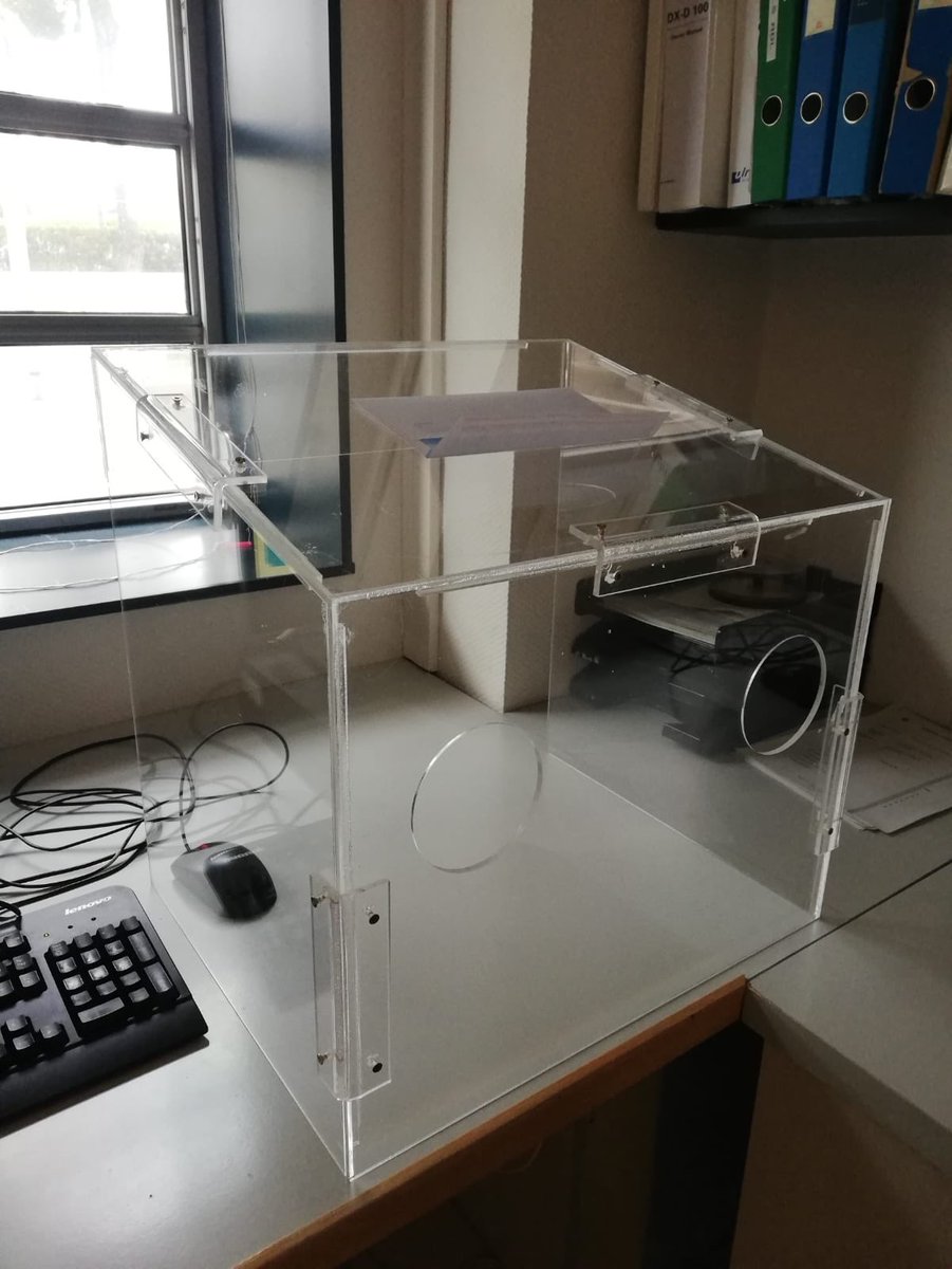 manelfn's tweet photo. Gràcies Grup NB Obres i Serveis https://t.co/8TOo0qGoyc per la donació a l’hospital @Asepeyo #SantCugat d’una #EPIbox, element de protecció col.lectiva per als nostres #Heroissensecapa en processos d’intubació i extubació de pacients!! #EnsEnSortirem #joemquedoacasa https://t.co/byzKSA24ZB
