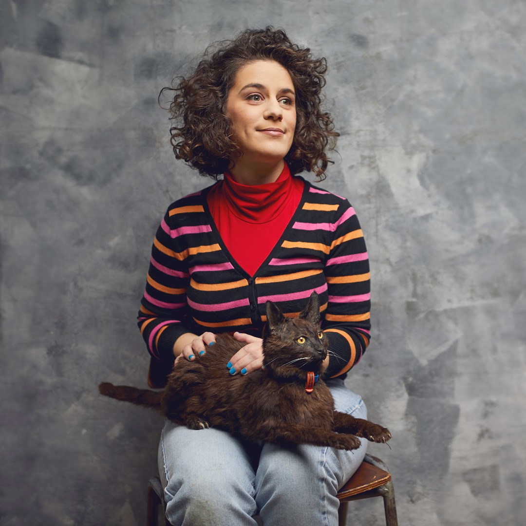 GeelongArts's tweet photo. Your Friday Night Line Up | She's a Green Room Award winning comedian and songwriter, and she's joining us for the first of our live-streamed performances, @jude_perl! Tomorrow. 8pm. See you online ๐ #WhereCreativityMeetsAtHome https://t.co/tklSZ0ojVB