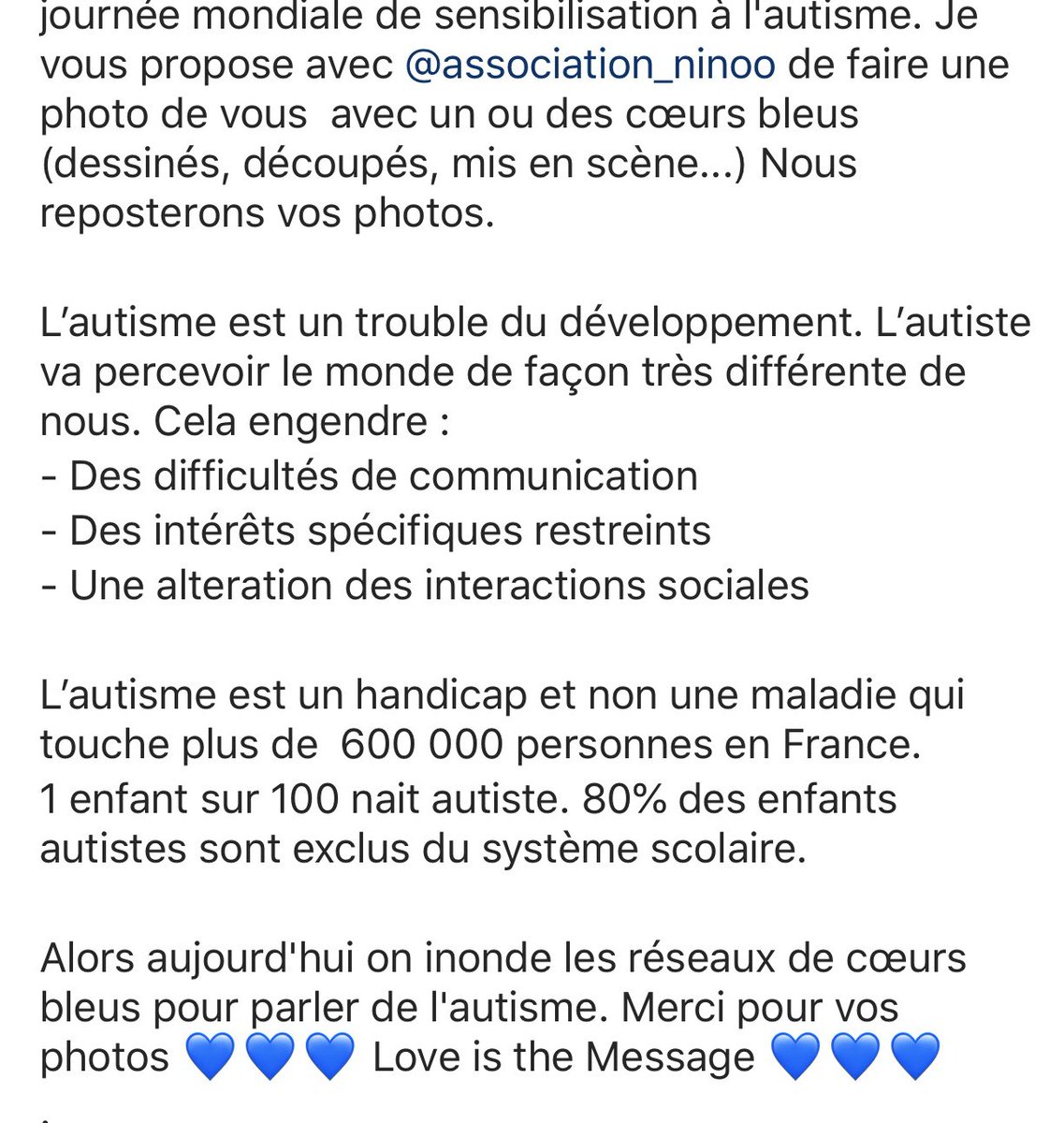 2 avril journée internationale de sensibilisation à l’autisme ! Prenez vous en photo avec des des cœurs 💙 inondez les réseaux ! Nous reposterons vos photos 💙 #loveisthemessage