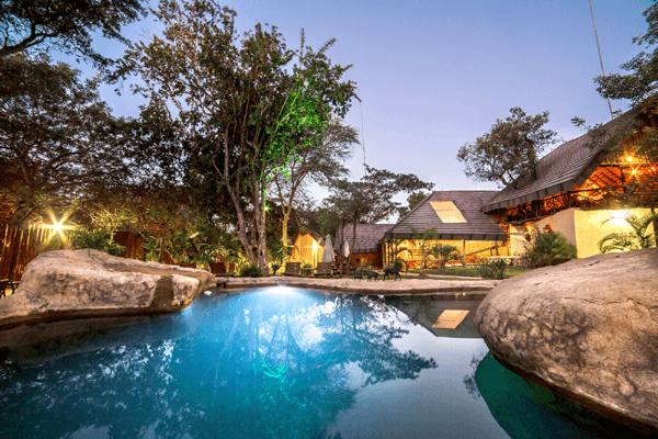 givingmore4all's tweet photo. Retweet and tag who you are going to share this prize with if you WIN a 2 nights luxury accommodation stay for 2 people, including breakfast, dinner, 1 Bush Walk and a complimentary bottle of wine valued R10 700.00. Click https://t.co/uzXsaf1e7k

#prizes #win #smile #sharethelove https://t.co/XMIDZQ56YH