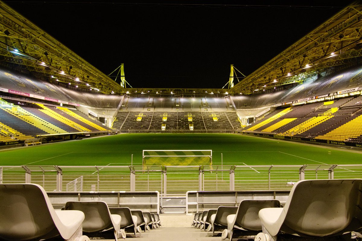 TinneffBlog's tweet photo. 🖤💛 Heimweh 🖤💛 #bvb https://t.co/75UPMDYOQJ