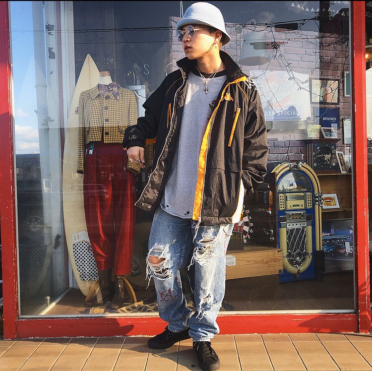 キングちゃんの写真見てたら ラフなストリート系の服着たくなる🔥 つけ