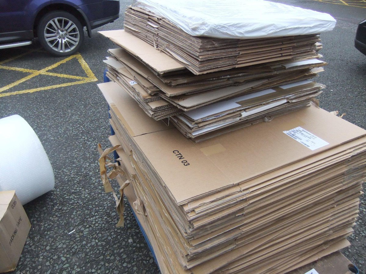 B_W_Removals's tweet image. Looking for boxes for a move? If you want to self-pack, we sell recycled boxes at £1 a box. Please contact us on 01489 799192 or email info@bishopswalthamremovals.co.uk for further info #selfpack #wickham #bishopswaltham #swanmore #meonvalley #walthamchase
