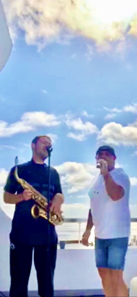 CarloSaxUK's tweet photo. Carlo sax and Aaron sax.. live 80s show on Facebook ( carlo sax page ) this Friday 4pm. Please share.. ✌️✌️🎷😎 https://t.co/O4KqRxM9Nw