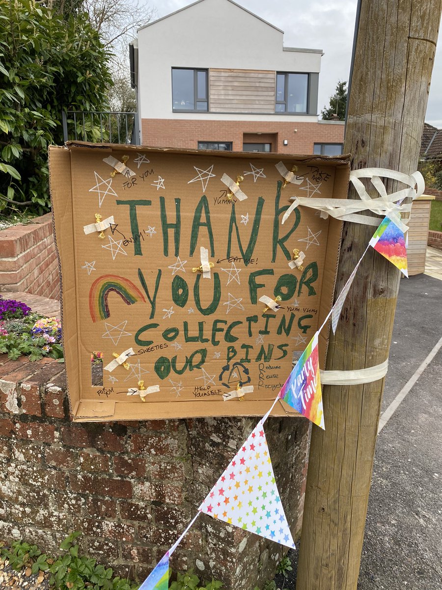 Bin collection day today. Some kids who live down the road have done this for the bin men and now I have something in my eye. #CV19 #community #keyworkers