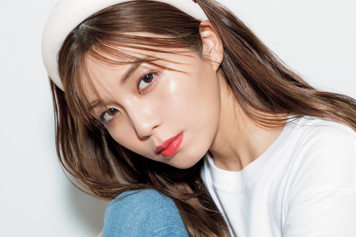 O Xrhsths Oricon News オリコンニュース Sto Twitter 宇野実彩子 初のメイク本が驚異の人気 1ヶ月で2度目の重版 パープルまつげメイク の未公開カット解禁 T Co 1y4rl1lj8s 宇野実彩子 a 宇野ちゃん Uno Uno 0716 a Staff T Co