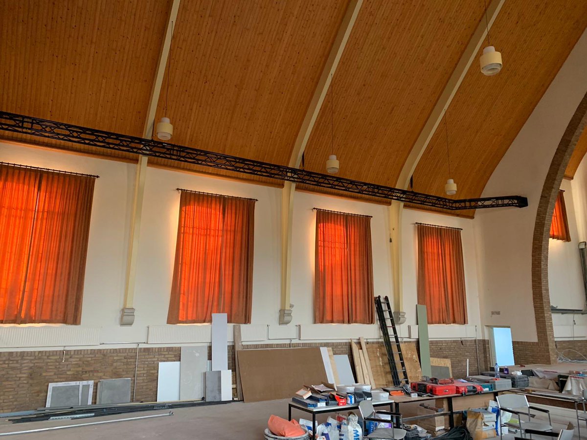 DeGenadebron's tweet photo. Het interieur van De Bron wordt grondig aangepakt, maar een groot deel van de originele details blijven behouden.  Zo ontmoet oud - nieuw. De bron als bron van verbinding 🤝 https://t.co/BTCMTRBQ0E