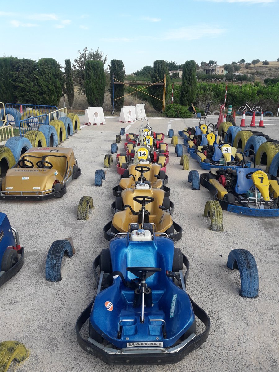 Cumpleaños y celebraciones infantiles en Waypark  .
Tel. 615193827