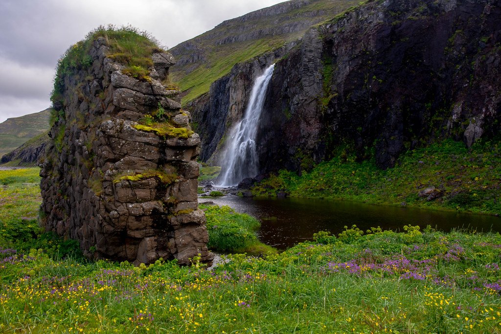 The main attraction here is the solitude and breathtaking scenery: the cliffs at Látrabjarg comprise the longest bird cliff in the northern Atlantic Ocean, and the uninhabited and dramatic Hornstrandir peninsula is a hiking paradise for those seeking solitude in summer.